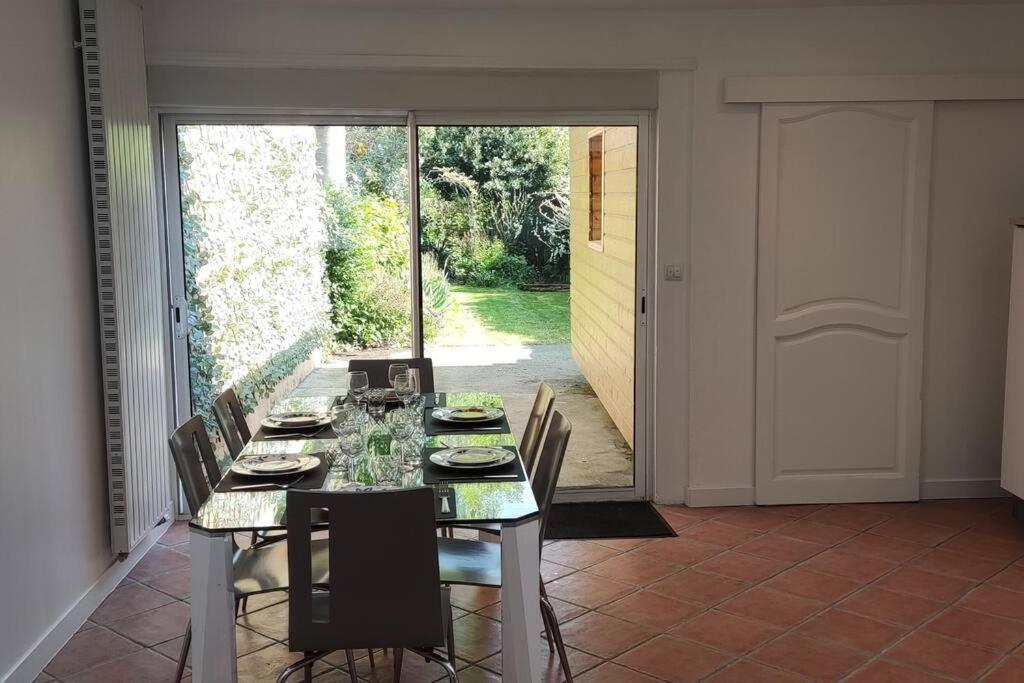 Maison Ronchin/Lille - Proche Toutes Commodites Екстериор снимка